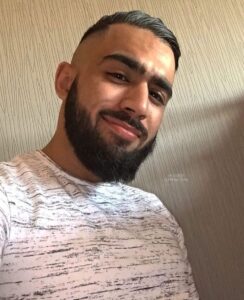 Mehdi T.